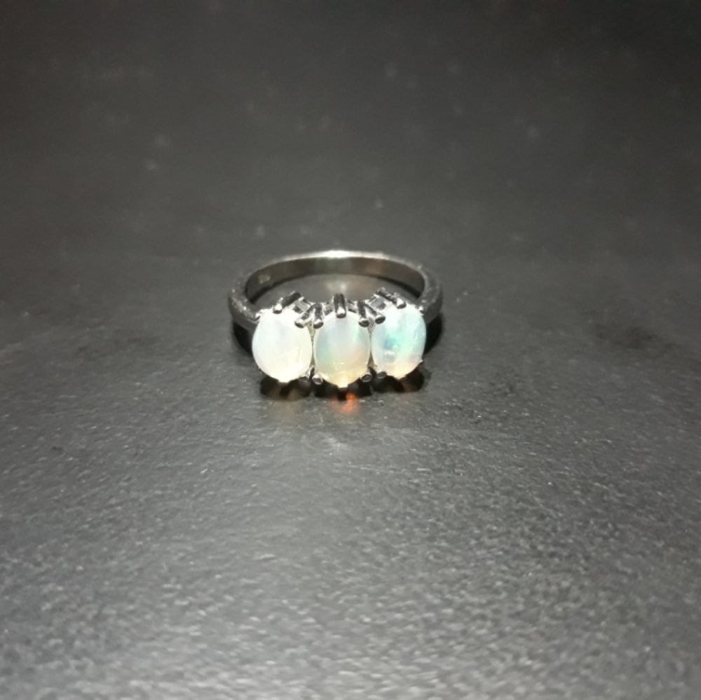 3 Stone Natural Fire Opal Ring a5